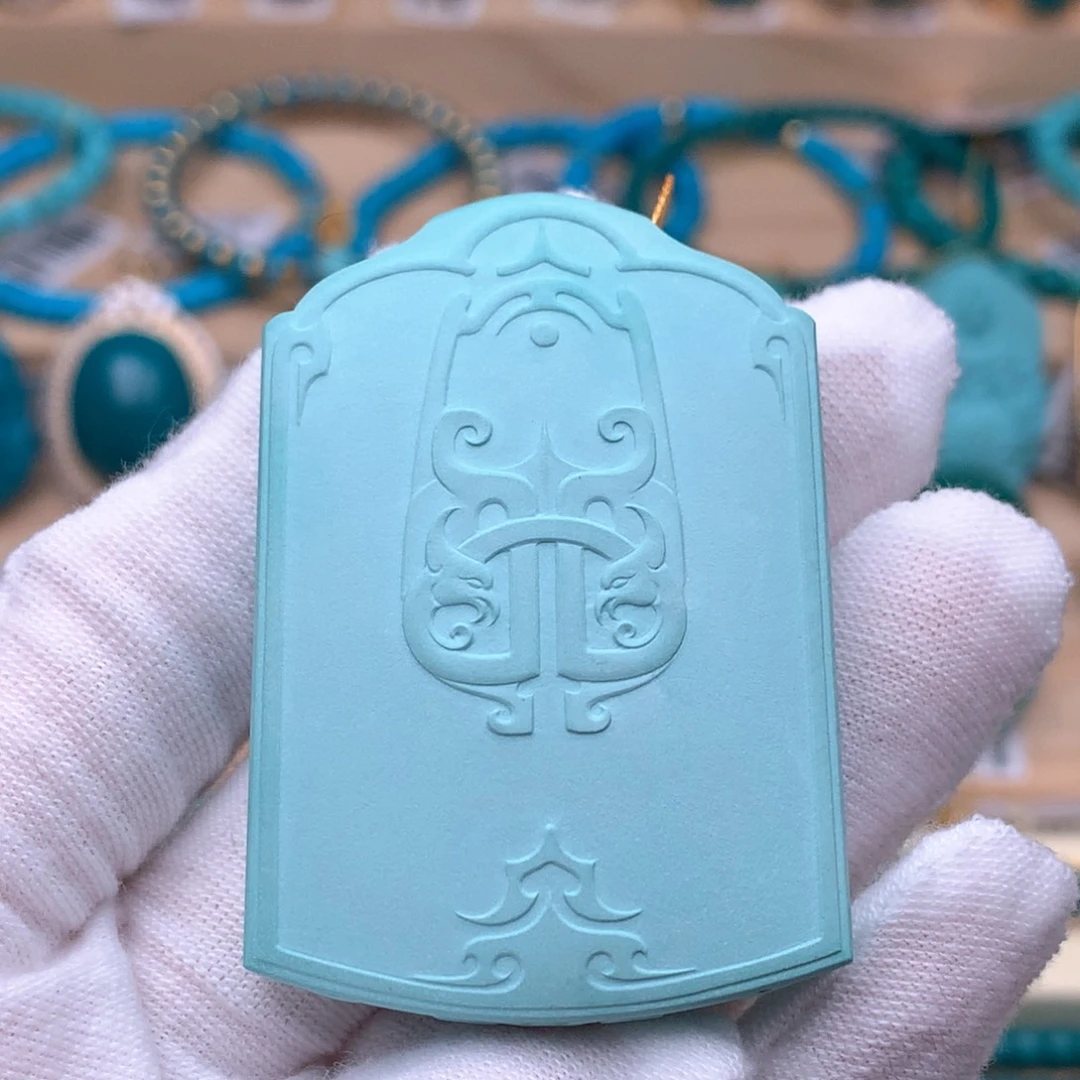 绿松石未镶嵌珠宝奇石