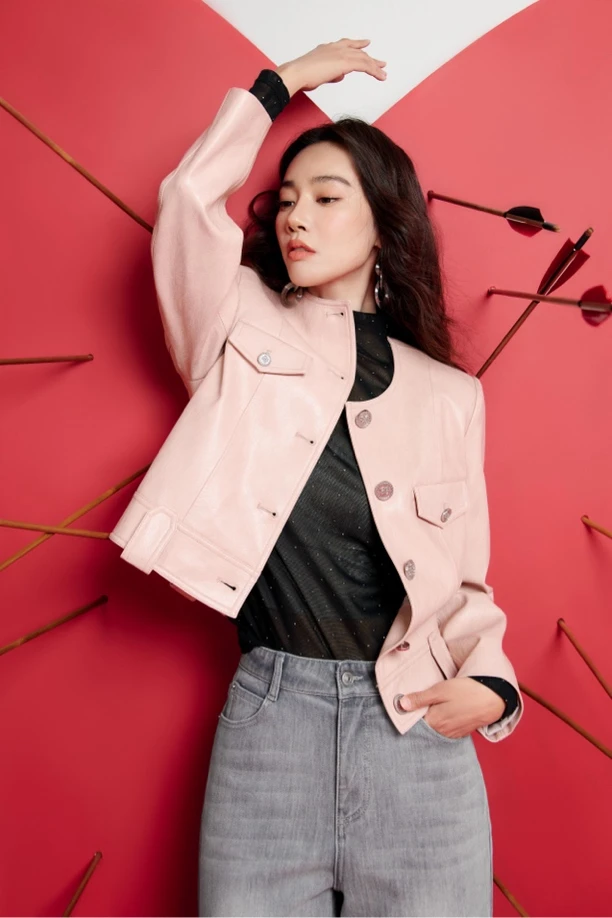 春季女宽松型皮夹克女士