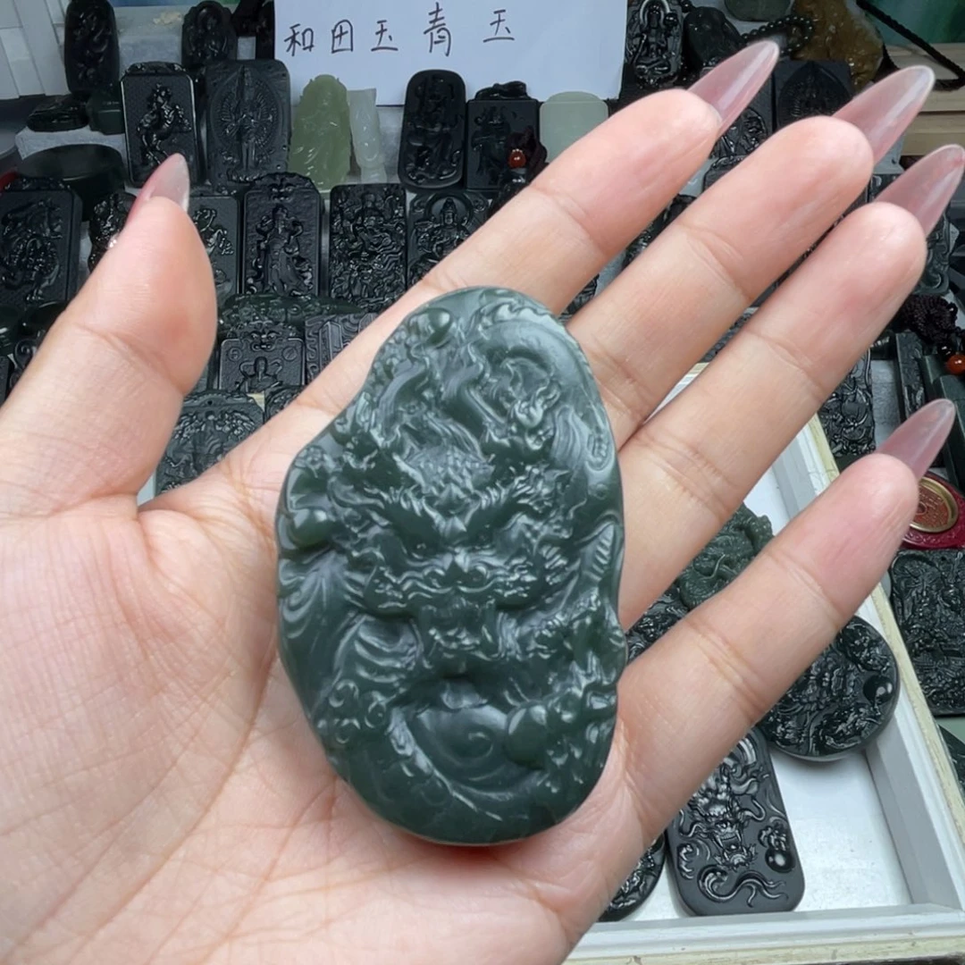 颈饰未镶嵌和田玉道*