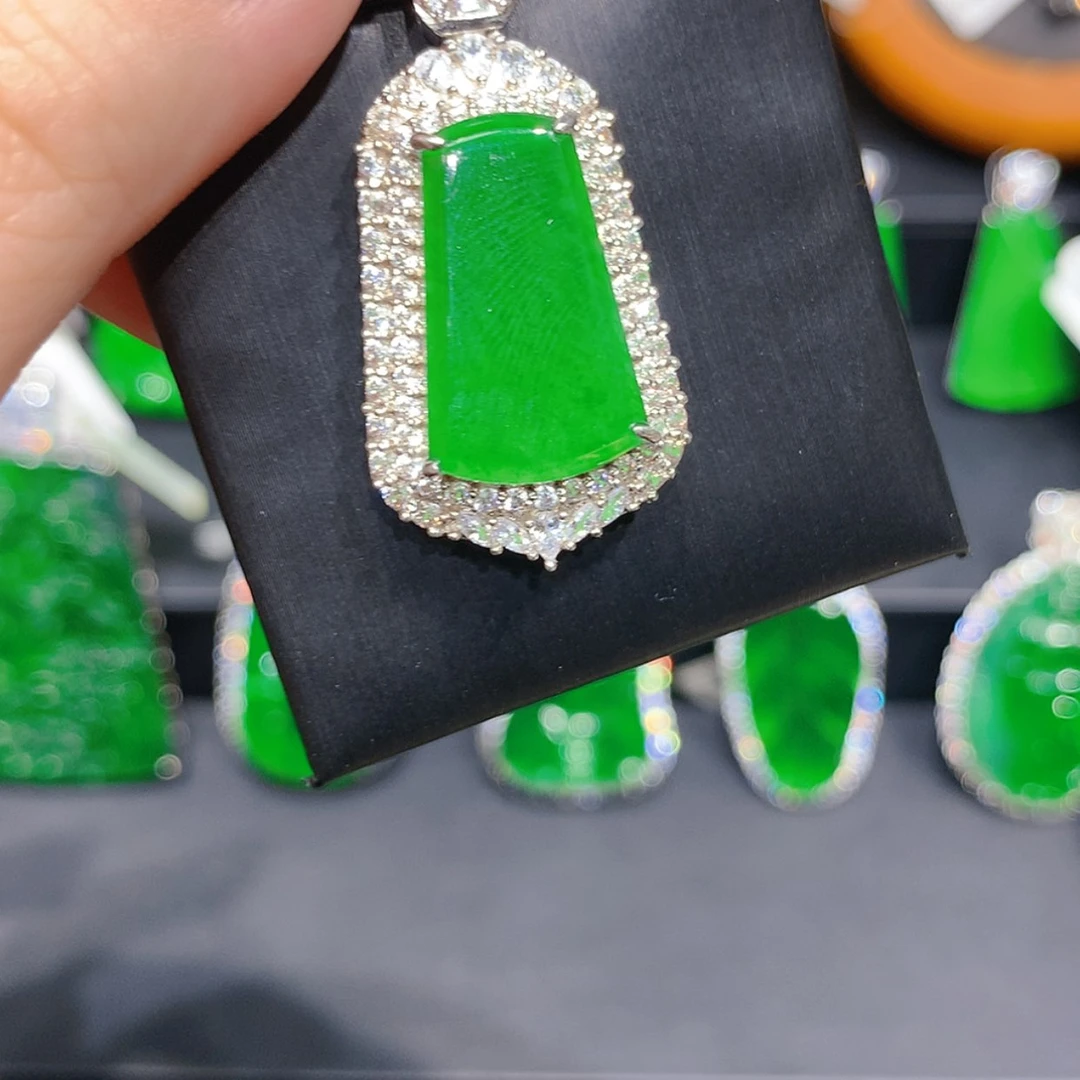 【闪购商品】颈饰未镶嵌翡翠柒姐