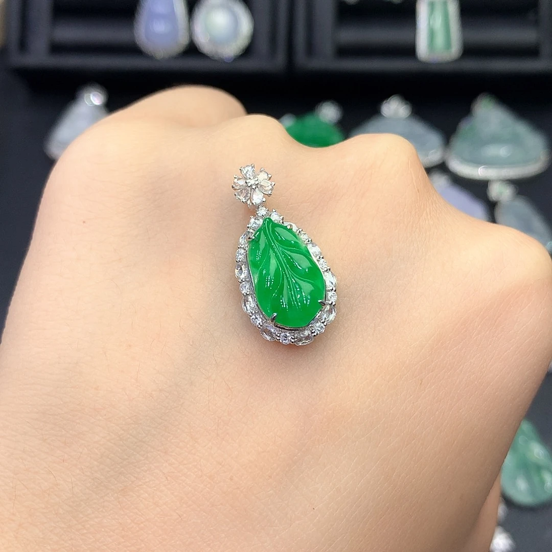 翡翠18K金镶嵌吊坠(不含链)