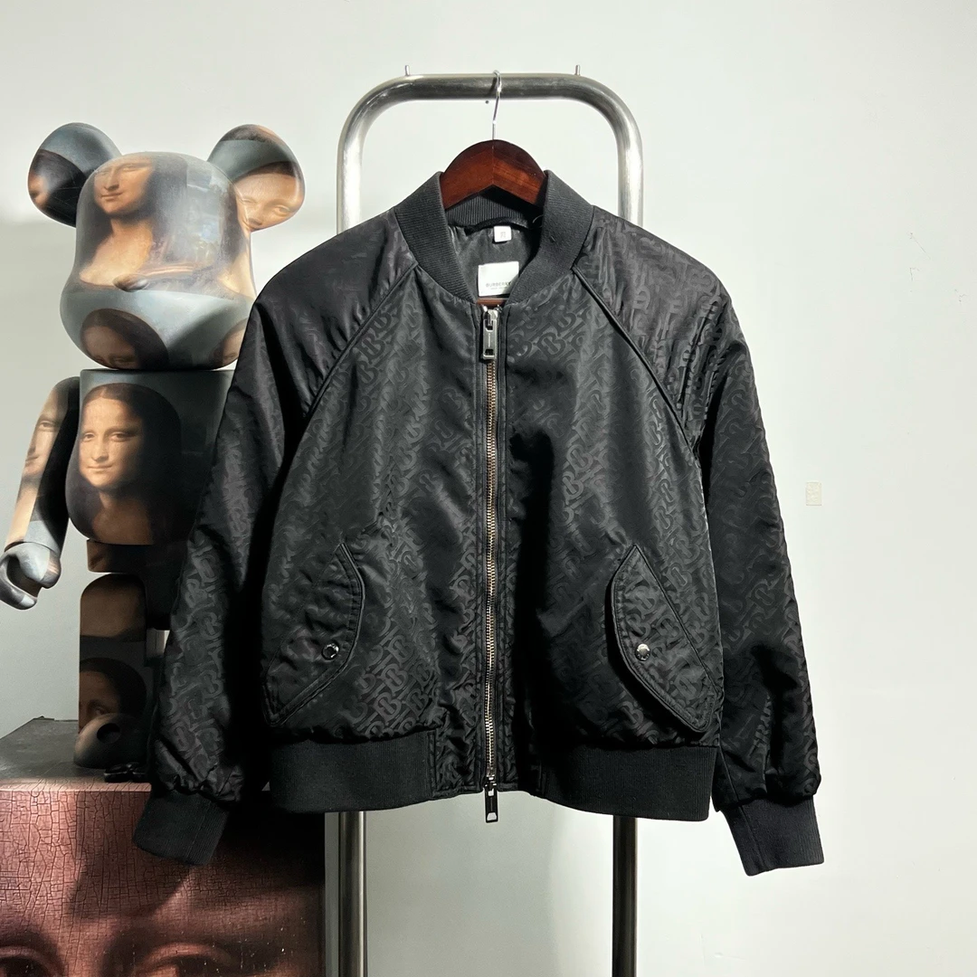 99新 BURBERRY/博柏利 飞行员夹克 V1105 UK6胸围52衣长58