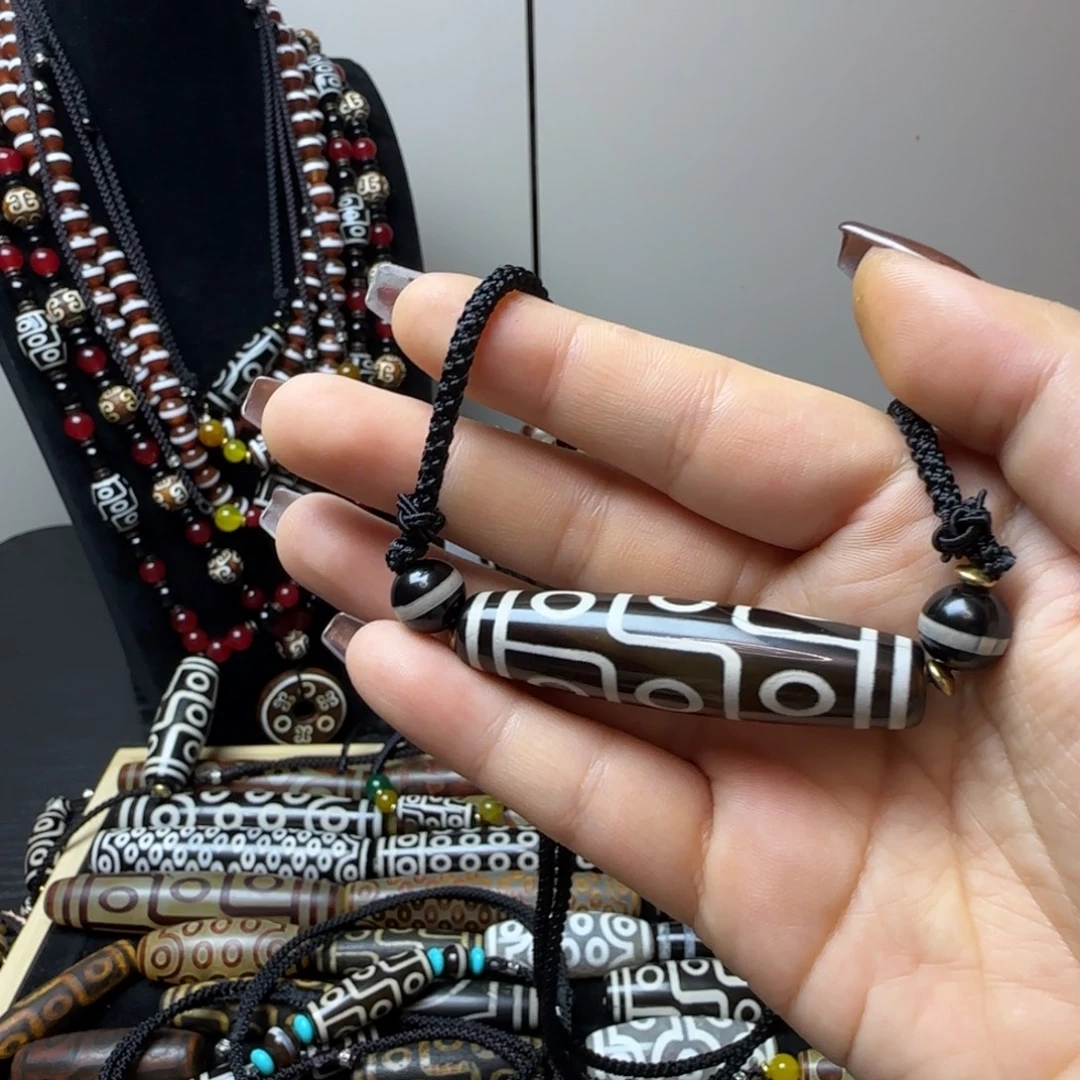 玛瑙/玉髓合金颈饰