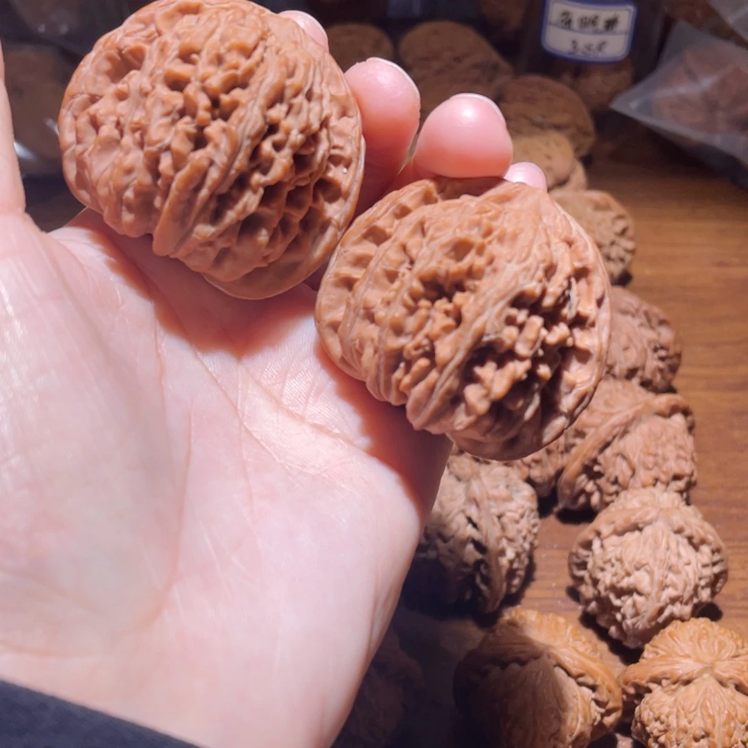 吊坠桃核力**力46尺四座楼