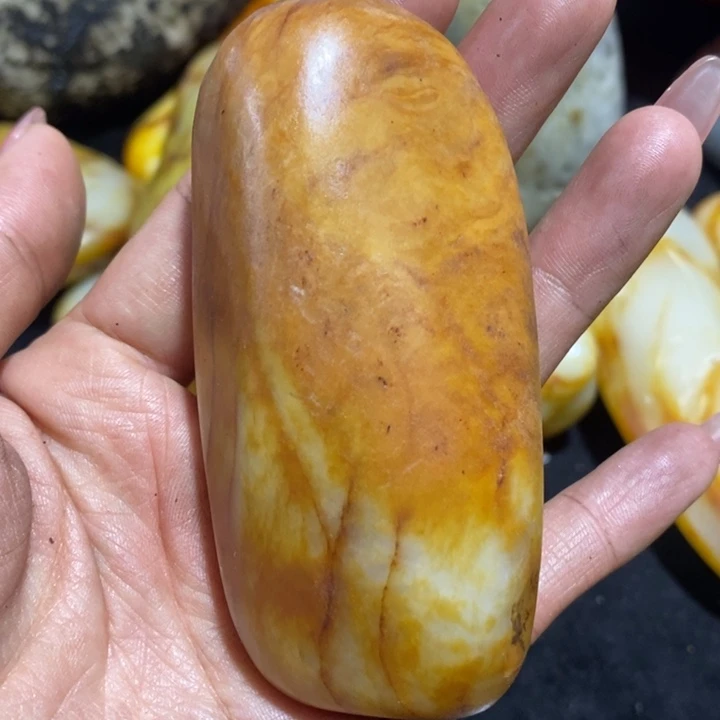 未镶嵌和田玉（糖玉）挂件