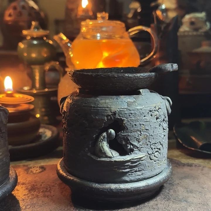 过***注景德镇陶瓷艺术香薰炉