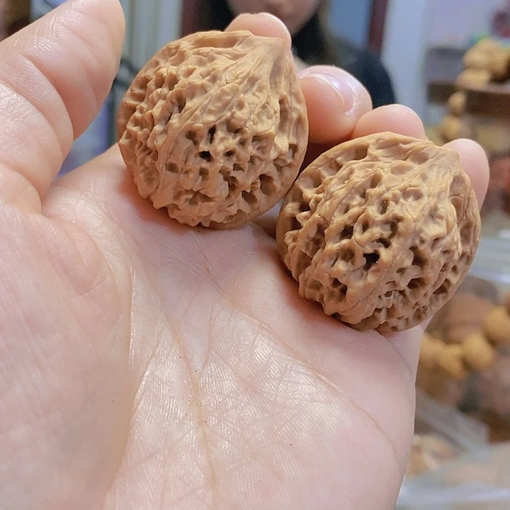 【闪购商品】文玩核桃把件34无名