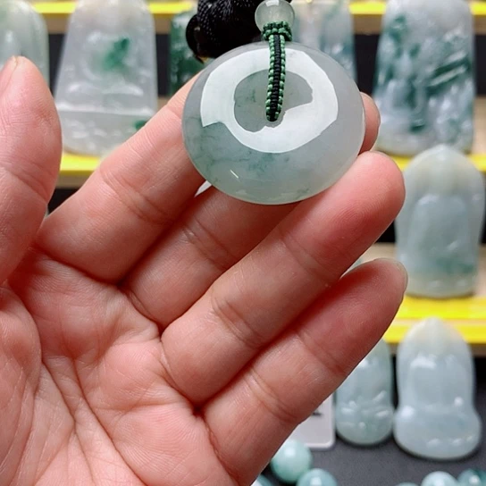 三***秋翡翠未镶嵌吊坠(不含链)平安扣