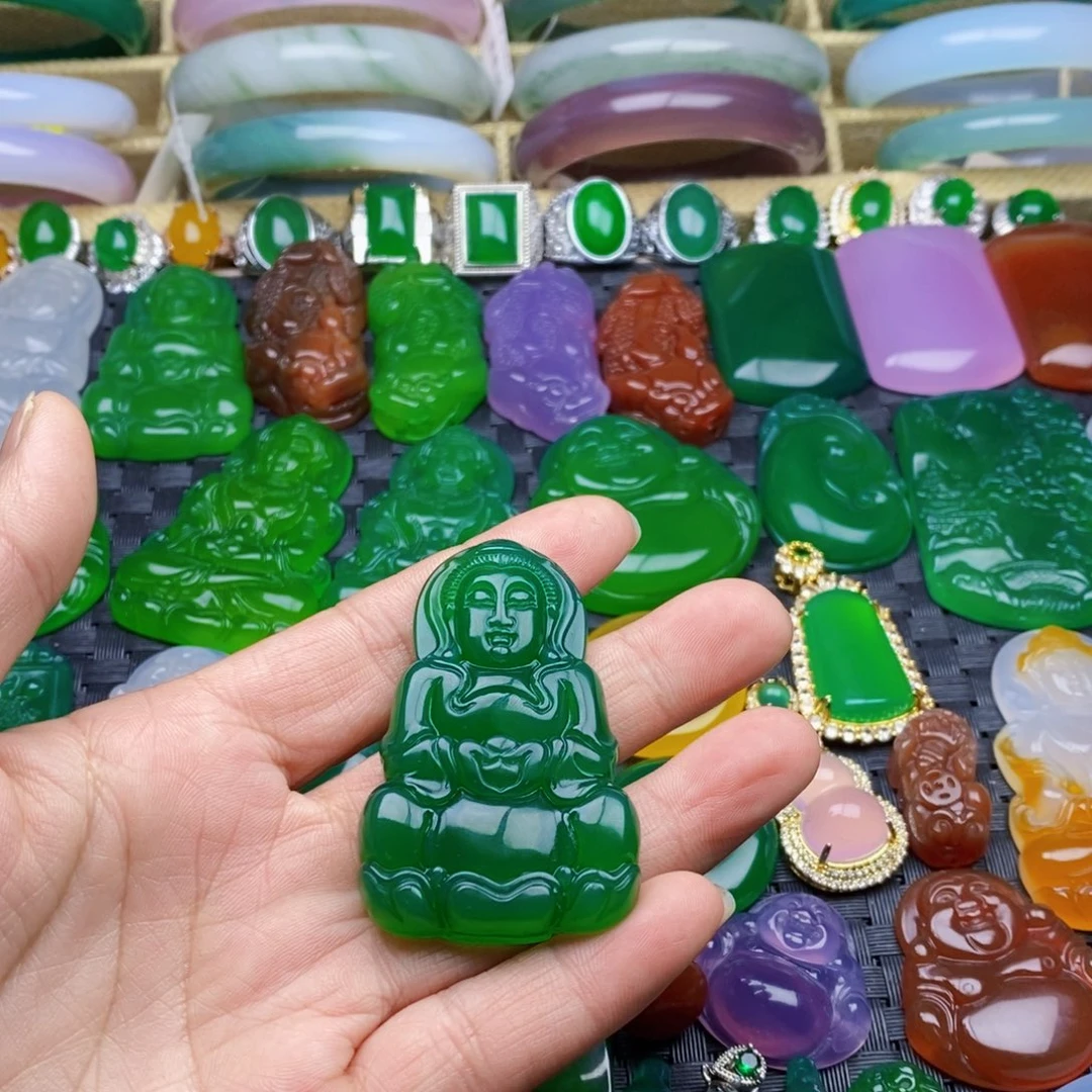 玛瑙/玉髓颈饰未镶嵌