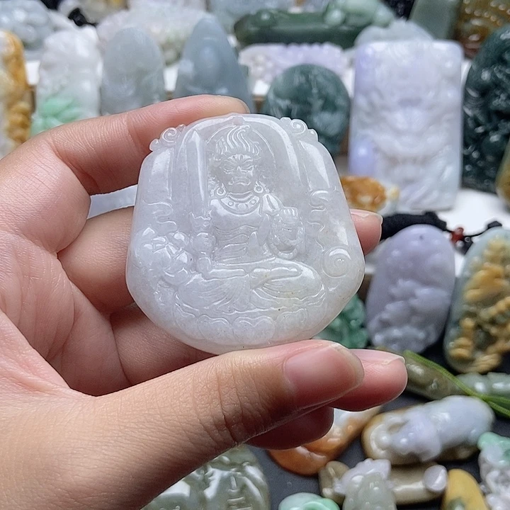 翡翠未镶嵌颈饰翡翠^_^