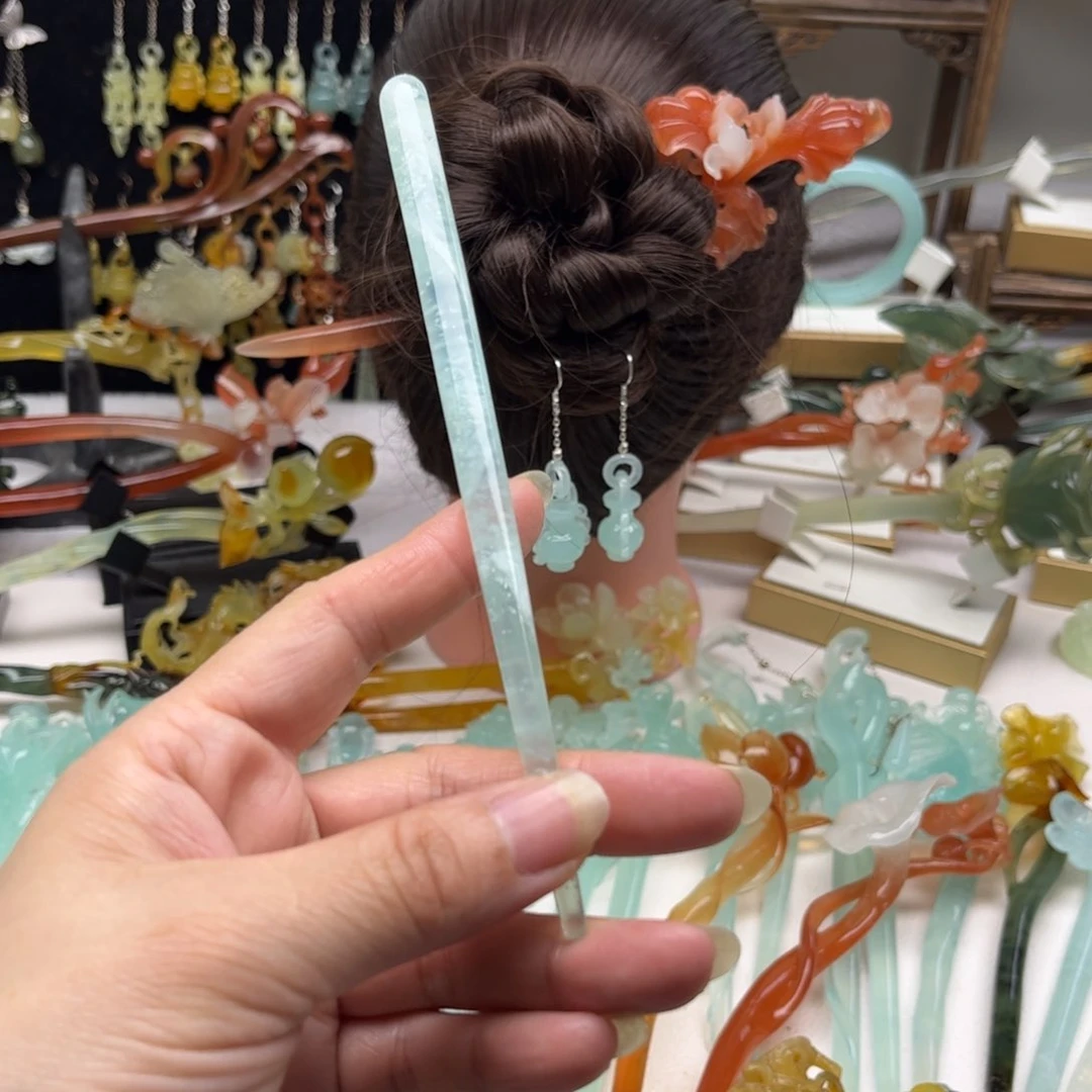 蛇纹石玉发饰合金银*