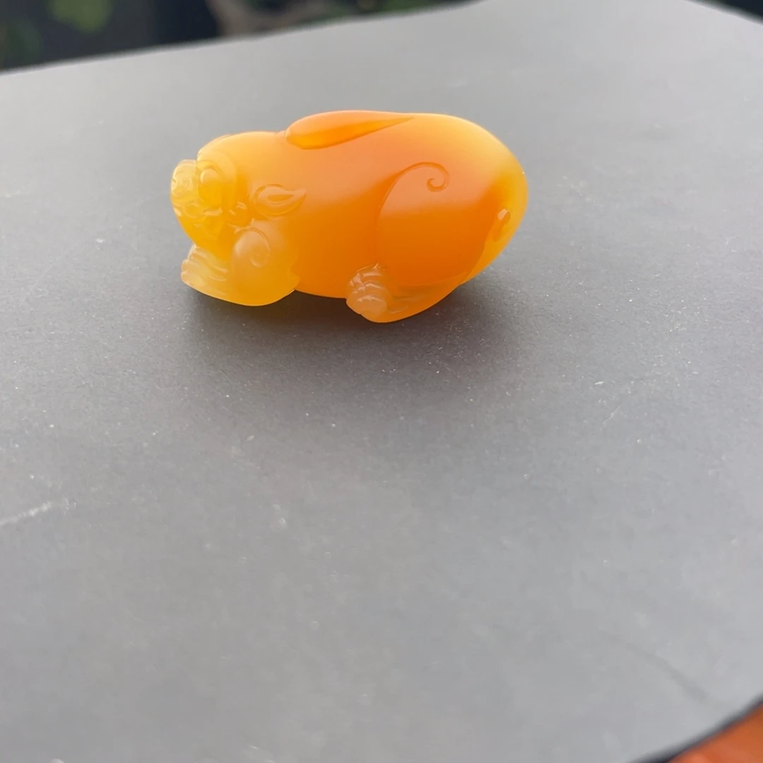 一***~石英岩玉未镶嵌黄蜡石挂件