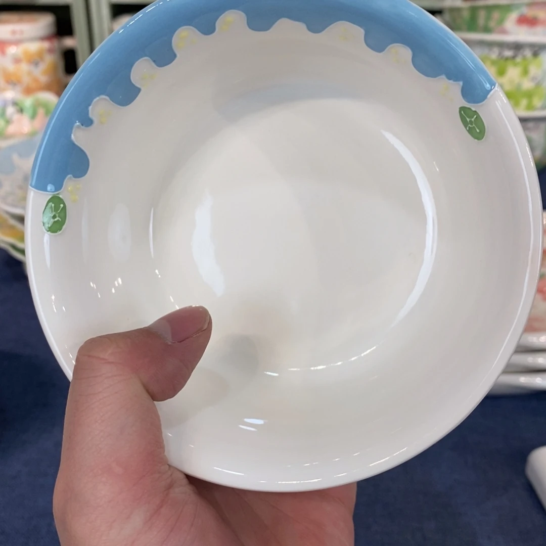 奶***子瓷片企鹅米饭碗微瑕