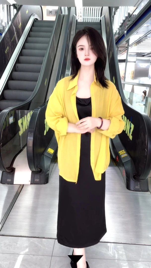 天丝麻衬衫吊带套裙女两件套2025夏季新款今年流行漂亮套装裙一套