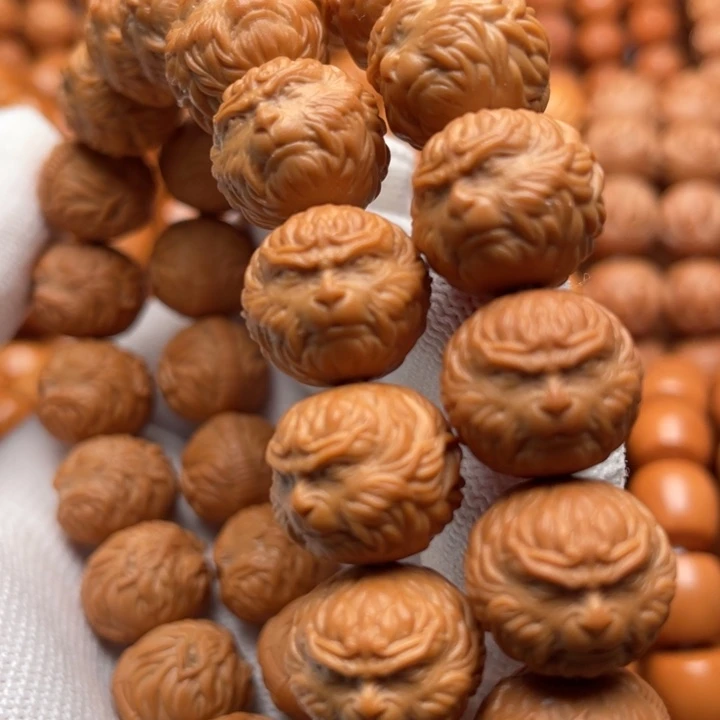 猴头核桃吊坠玉*斗战胜佛