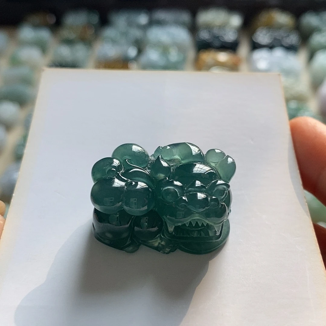颈饰未镶嵌翡翠天然翡翠貔貅吊坠