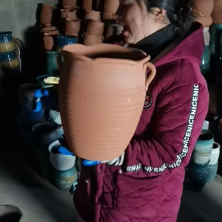 红陶口24高30瑕疵