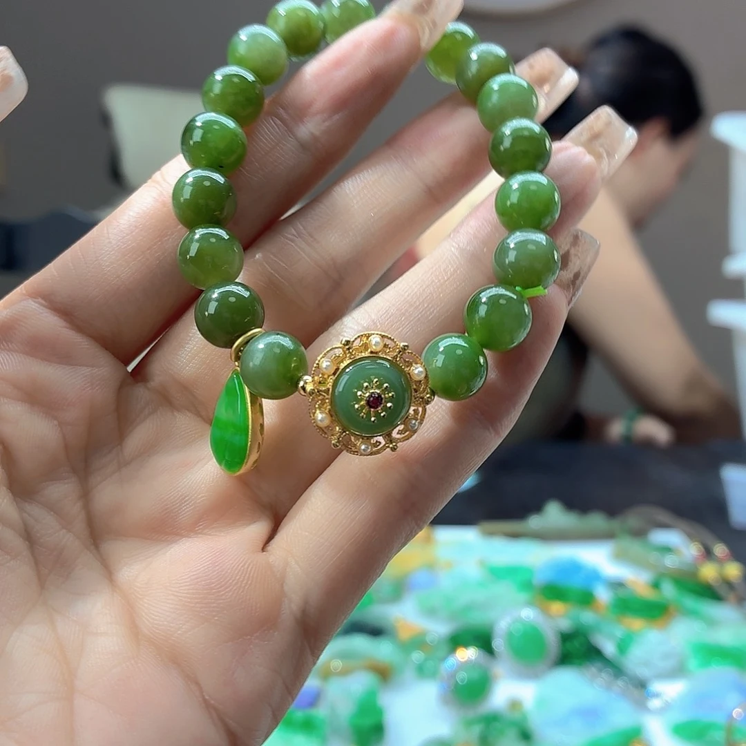 和田玉未镶嵌手链，