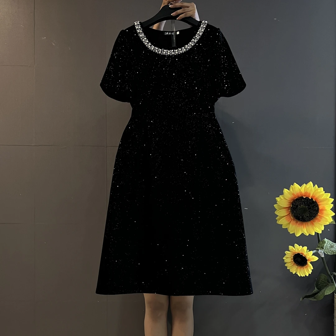 时尚名媛风圆领钉珠收腰显瘦中长款连衣裙