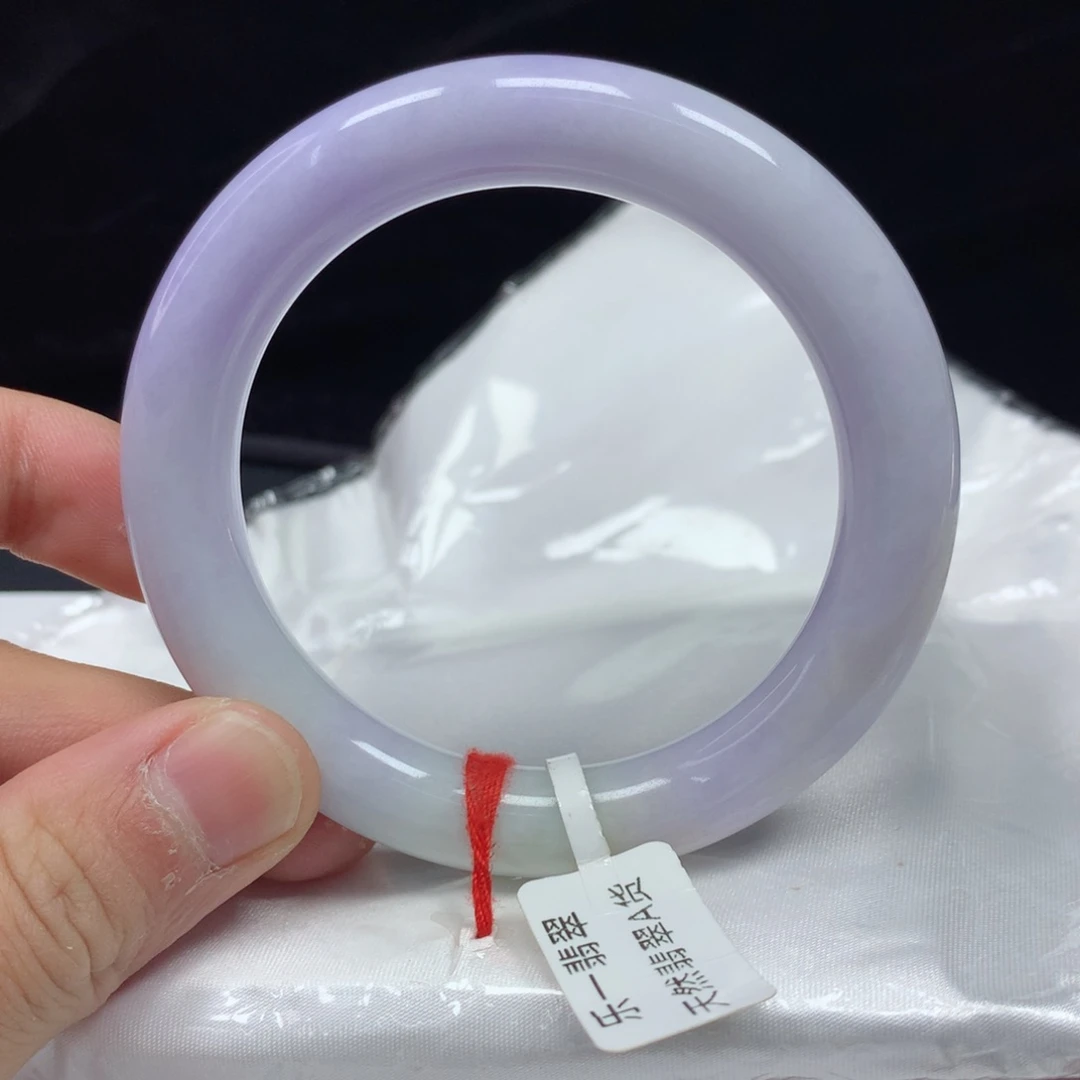 翡翠手镯（圆镯）未镶嵌54.5