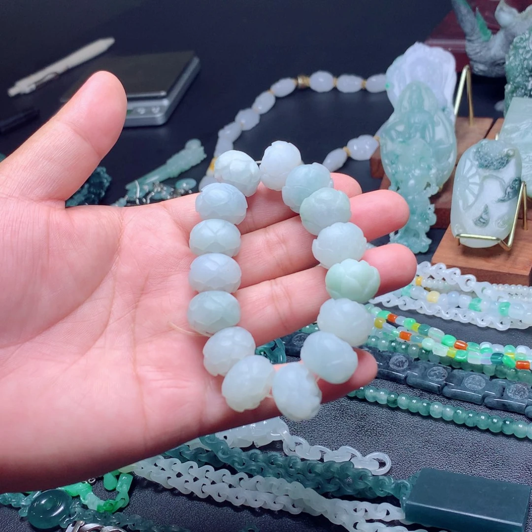 定制翡翠未镶嵌翡翠