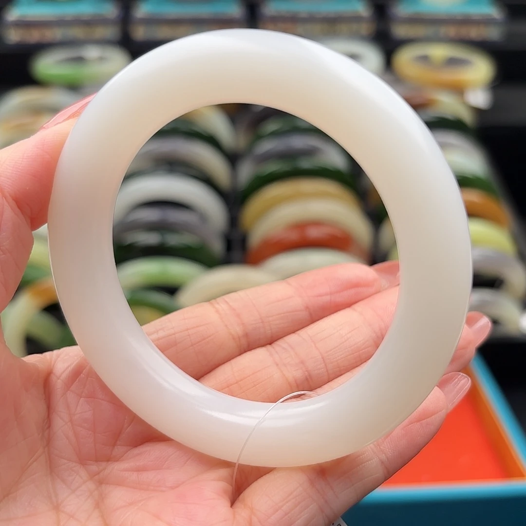 和田玉未镶嵌手镯柔光野牛沟白玉56.3