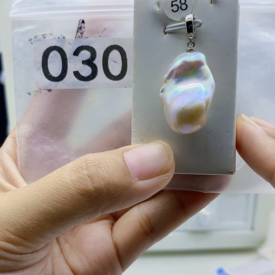 合金淡水珍珠颈饰