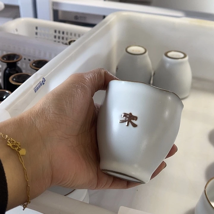 福利待遇多多哦哦哦