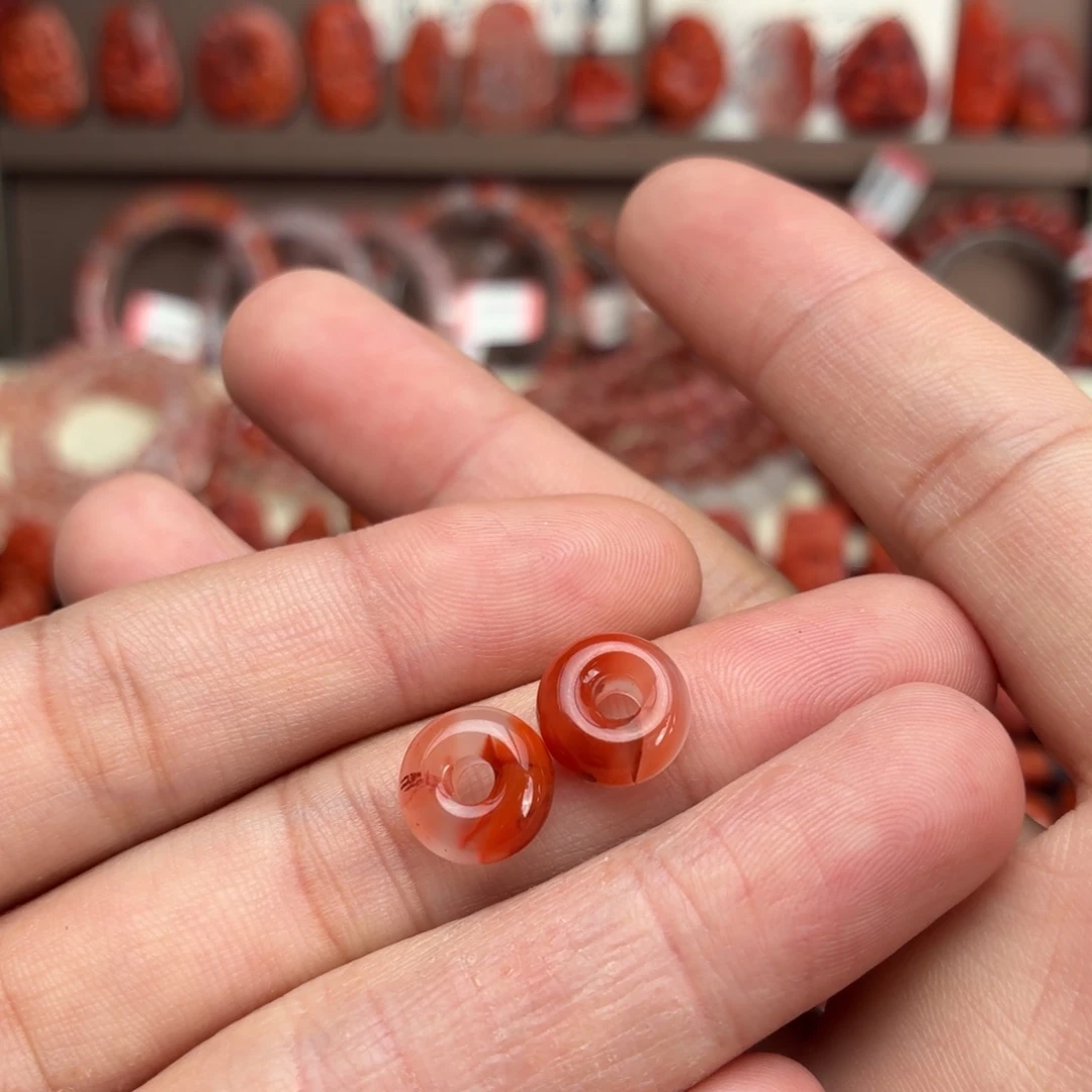 南红玛瑙未镶嵌颈饰甜甜圈一对