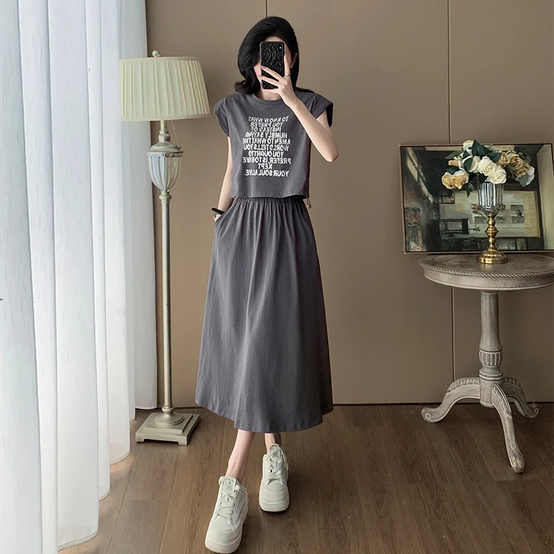 2025夏季穿搭一整套休闲时尚套装裙女高级感减龄短袖半身裙两件套