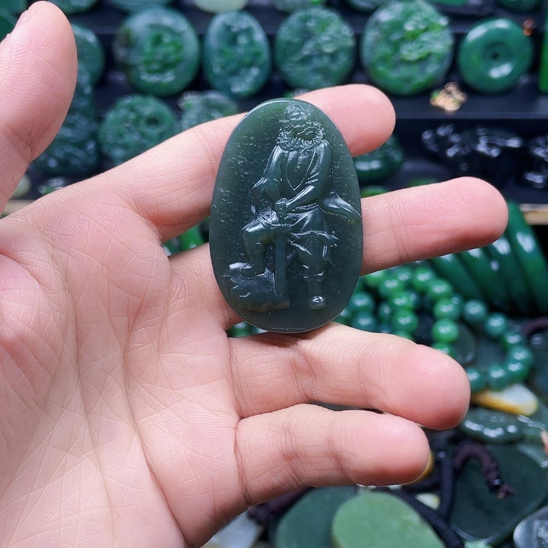 和田玉未镶嵌珠宝奇石