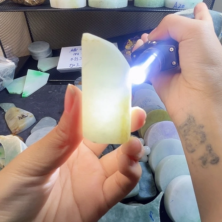 翡翠裸石缅甸翡翠