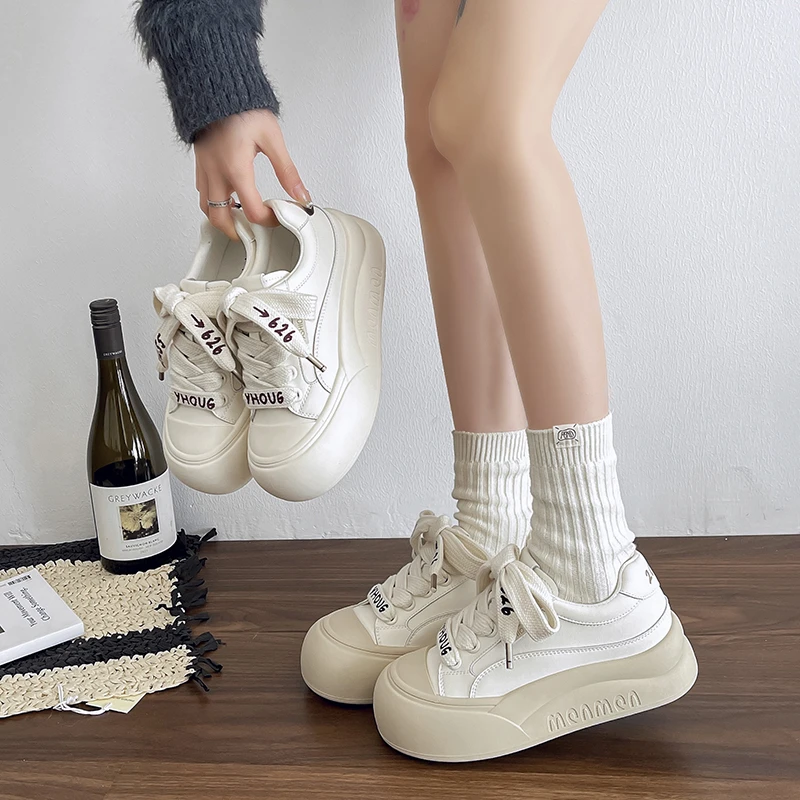 时尚小白鞋厚底板鞋休闲鞋学院风中跟ins韩版运动透气春女鞋学生