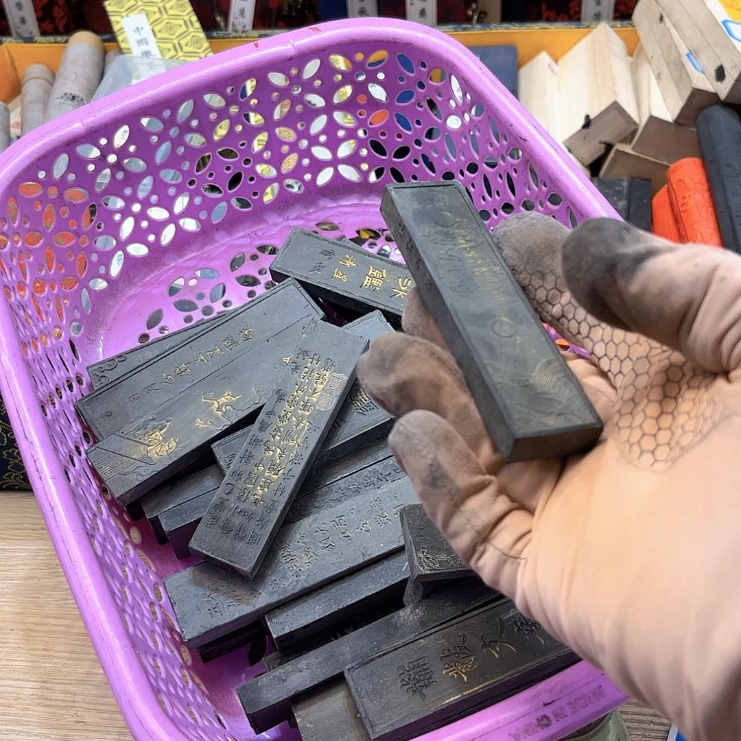 哈哈哈哈哈刚刚17条