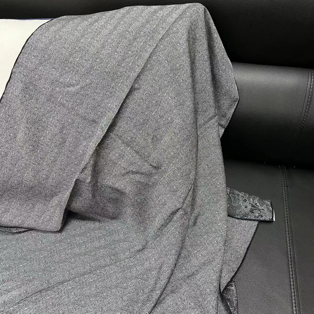 90巴拿绸方巾-经典蕾丝  88*88cm方巾丝巾