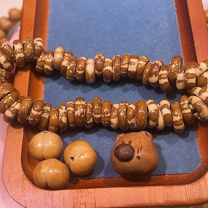 金***哈手串猴头核桃紫金鼠手串