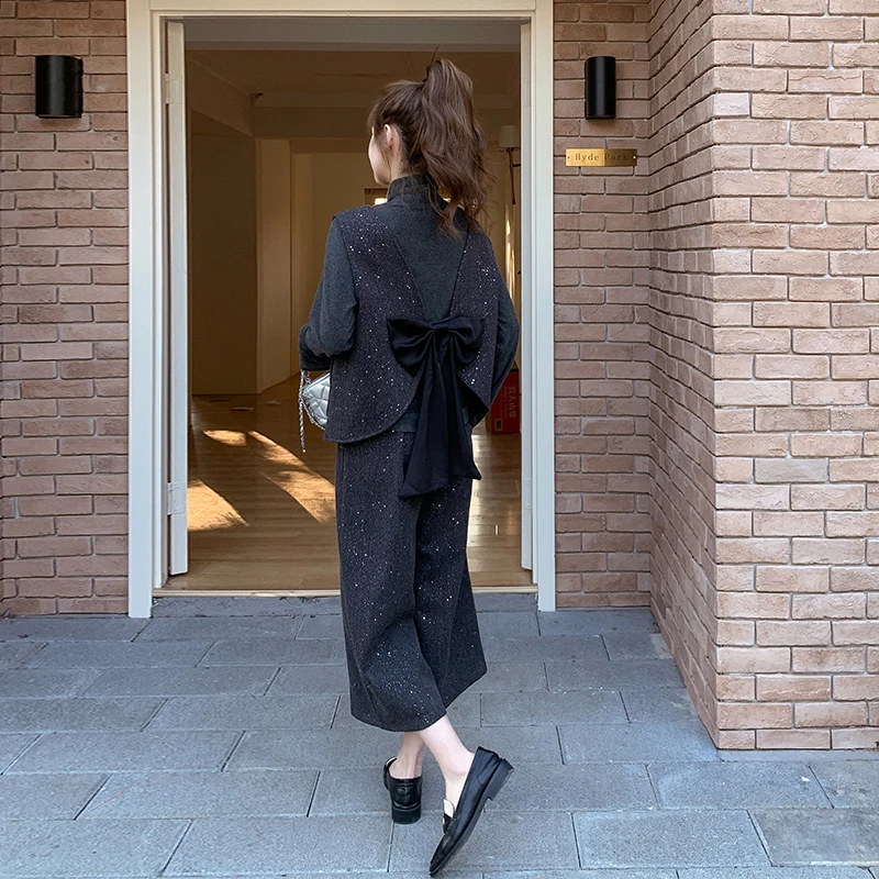 后背蝴蝶结小香风套装女2025春季新款高级感亮片马甲阔腿裤三件套