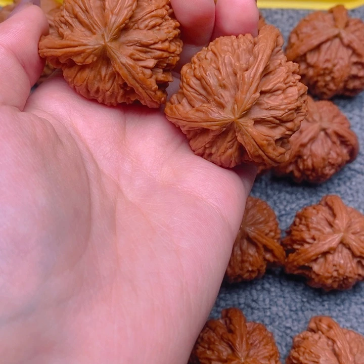 A***M文玩核桃吊坠核桃