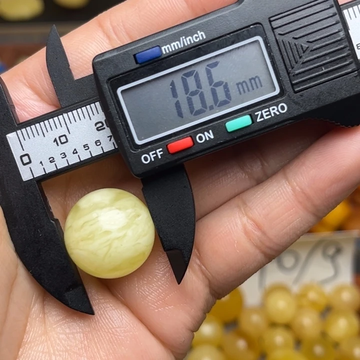 暖***阳蜜蜡未镶嵌珠宝奇石天然蜜蜡散珠微瑕一粒