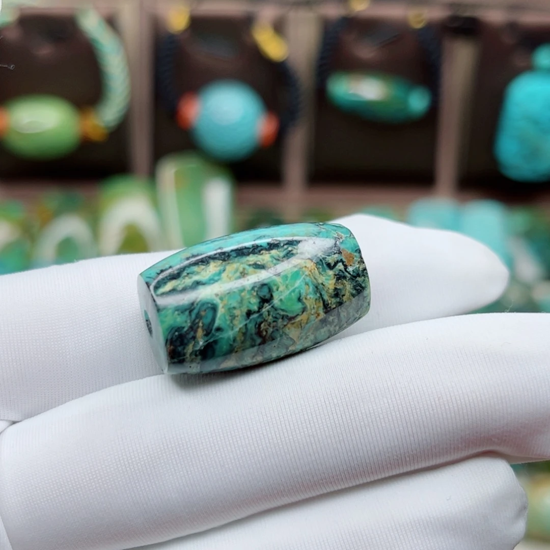 绿松石未镶嵌纯天然原矿绿松石