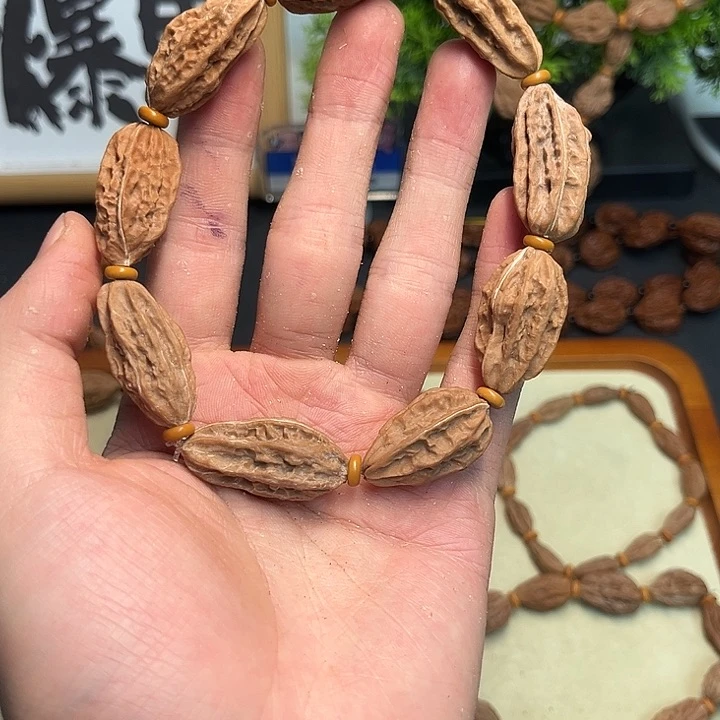 文玩核桃吊坠核桃18