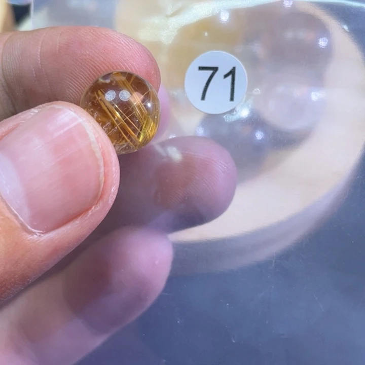 未镶嵌颈饰水晶苏*