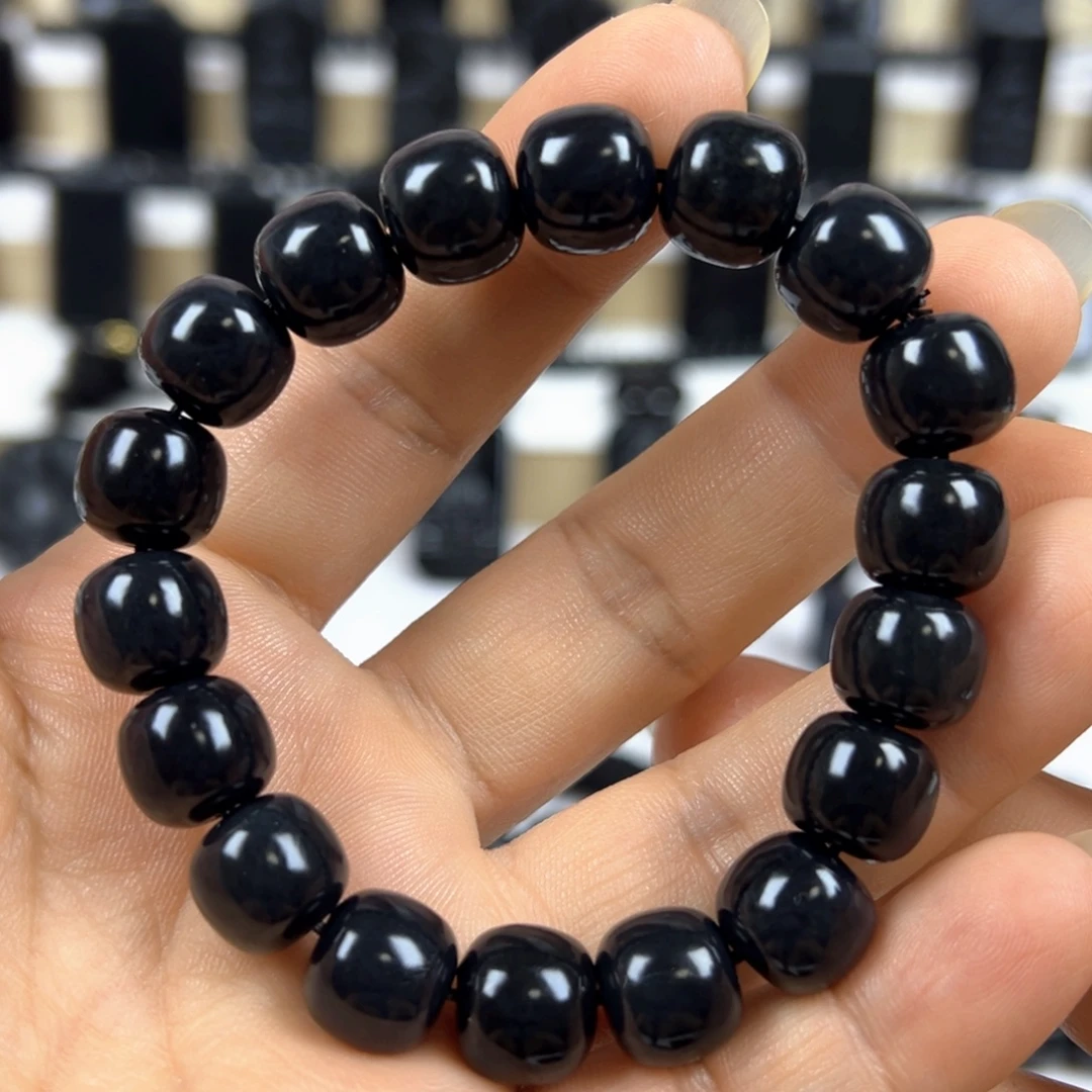 颈饰未镶嵌和田玉（墨玉）卡12老型手串深