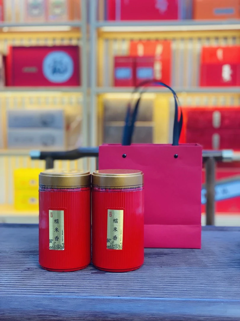 YUEJUNYUN/悦君韵云南糯米香小坨茶红色两罐一斤装500g