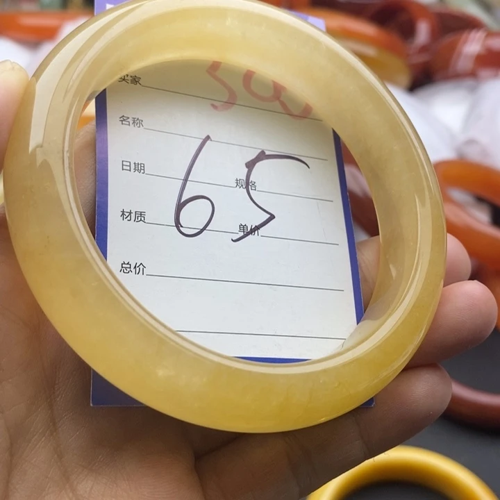 石英质玉未镶嵌手镯