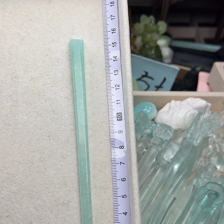 蛇纹石玉未镶嵌发簪