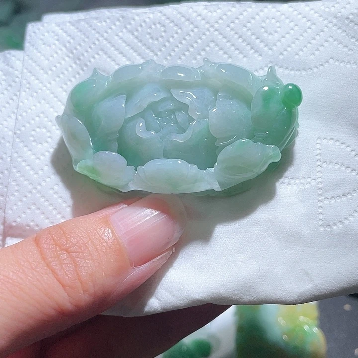 颈饰未镶嵌翡翠天