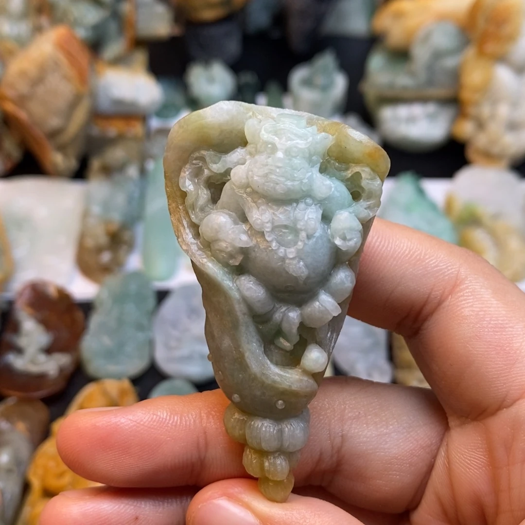 定制翡翠未镶嵌特色31