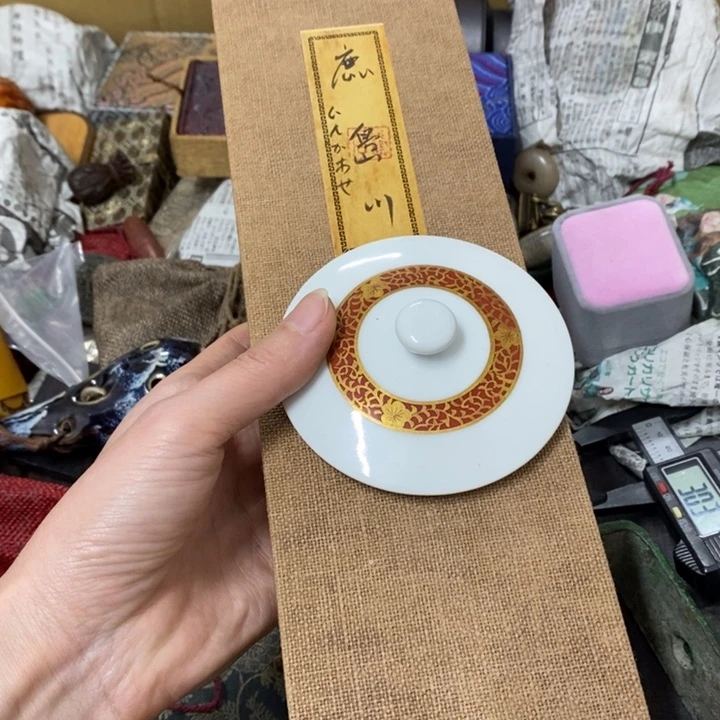 瓷片哈中古工艺品一件