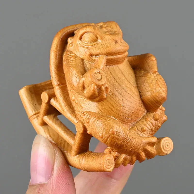崖柏木小摇摇椅蟾蜍摆件高5cm实木雕自在惬意金蟾手把件人生赢家